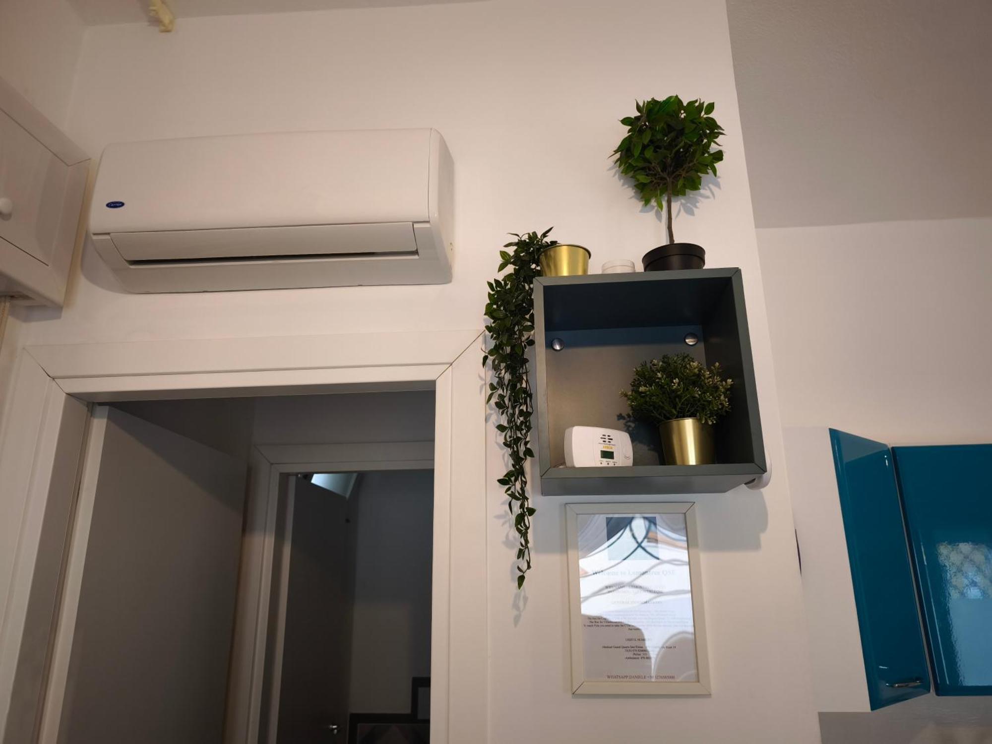 Apartament Lemontreeqse Quartu SantʼElena Zewnętrze zdjęcie